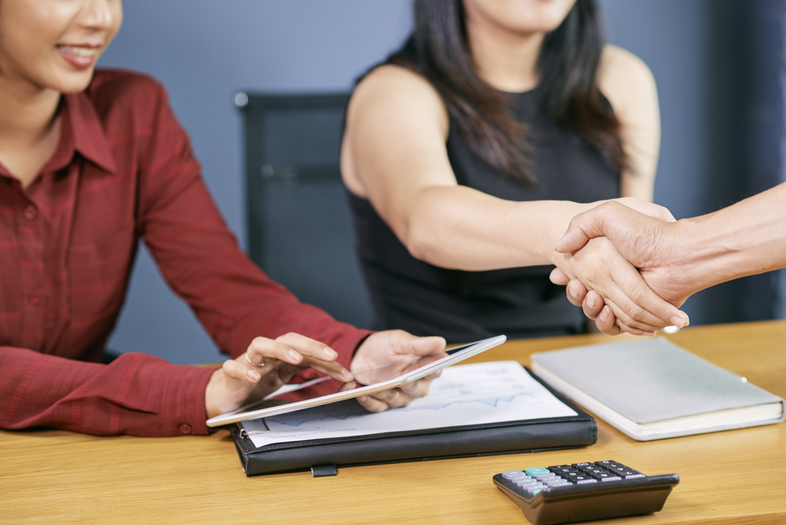 債務協商是什麼？真的會毀信用嗎？流程、後果、信用恢復時間一次看懂